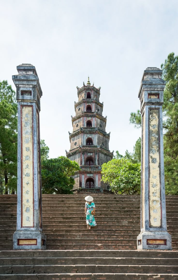 Hue Imperial City & Royal Tombs: Shore Excursion from Chan May Port